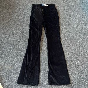 Old Navy women’s black flare pants size 0